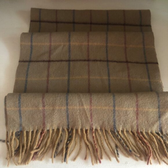 BURBERRY of London Cashmere Winter Scarf - Picture 1 of 11